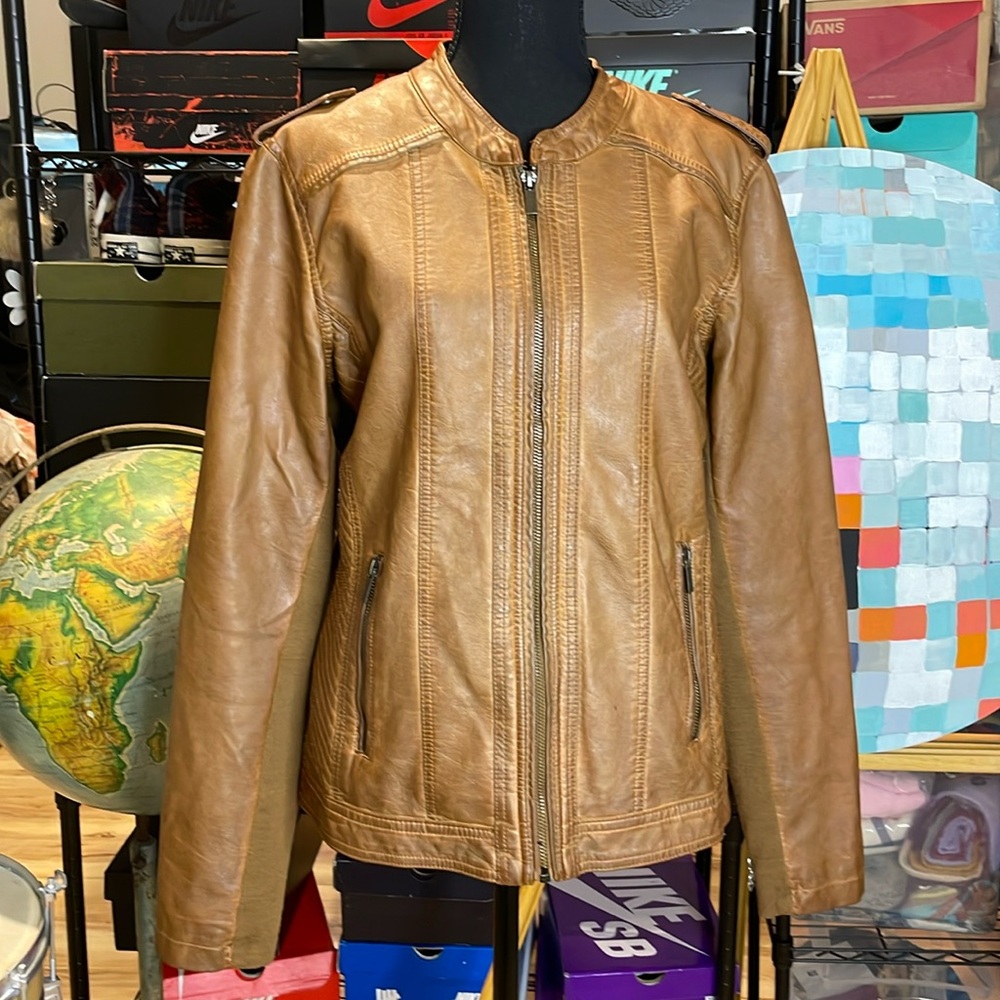 Maurice’s faux leather women’s jacket size large